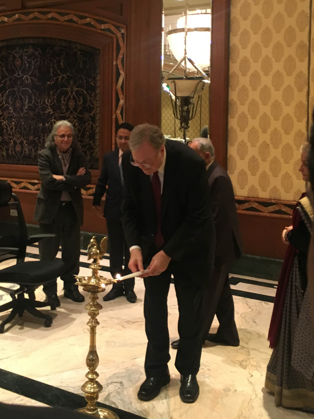 SACRALS candle lighting for web