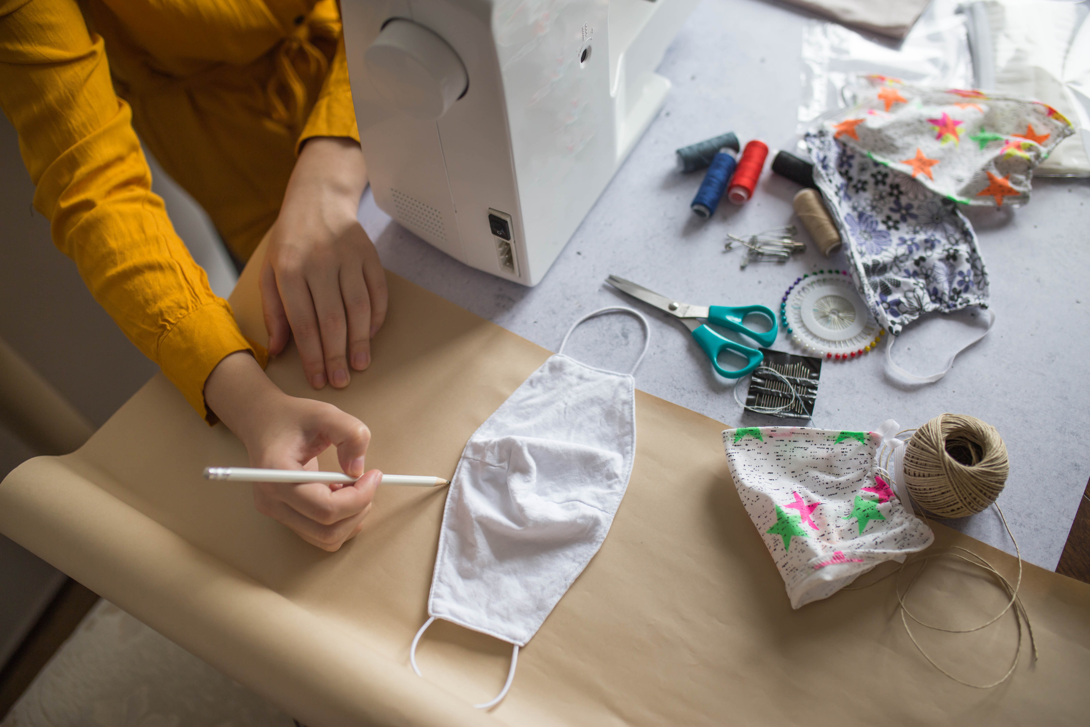 iStock-1215671116 sewing